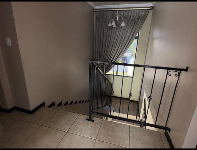 3 BEDROOM HOUSE FOR SALE IN MULBARTON